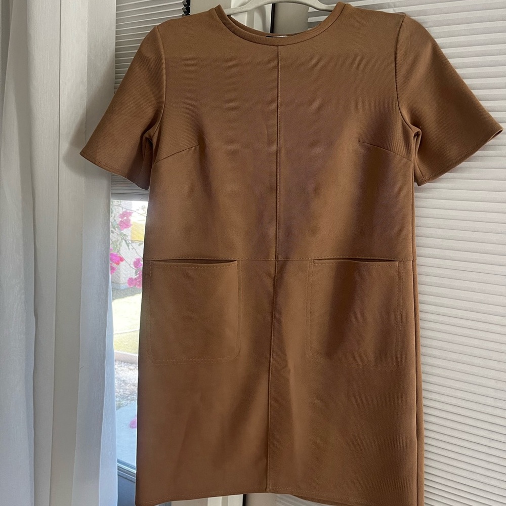 Elegant Tan Short Sleeve Dress